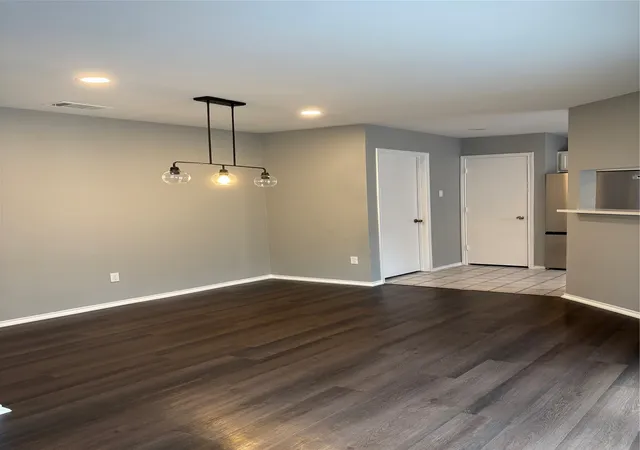 Photo 4 of Single family home for sale at 1120 Old Barn Ln, Mesquite, TX 75149 | MLS# 21391924 | Listing updated on 2026-09-23