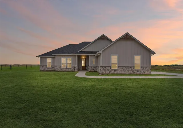 Photo 1 of Single family home for sale at 2061 Goodwyn Rd, Italy, TX 76651 | MLS# 21389947 | Listing updated on 2026-09-22