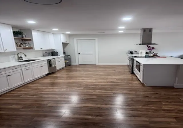Photo 3 of Single family home for sale at 1702 Bristol Ct N, Irving, TX 75062 | MLS# 21391962 | Listing updated on 2026-09-22