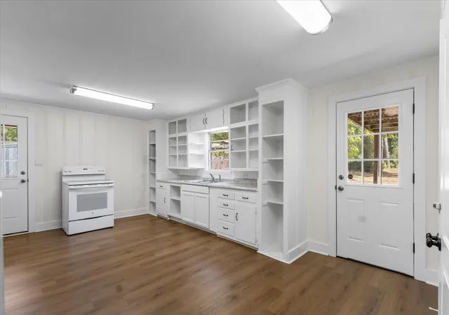 Photo 2 of Single family home for sale at 406 Marchman, Lindale, TX 75771 | MLS# 21391979 | Listing updated on 2026-10-02
