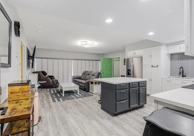 Photo 2 of Condo for sale at 6211 W Northwest Hwy #G226, Dallas, TX 75225 | MLS# 21391893 | Listing updated on 2026-09-24