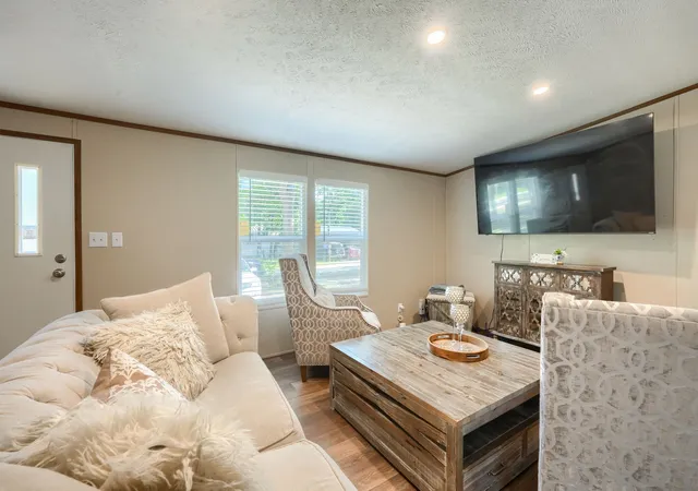 Photo 3 of Manufactured home for sale at 1808 Grady Rd, Quinlan, TX 75474 | MLS# 21389829 | Listing updated on 2026-09-22