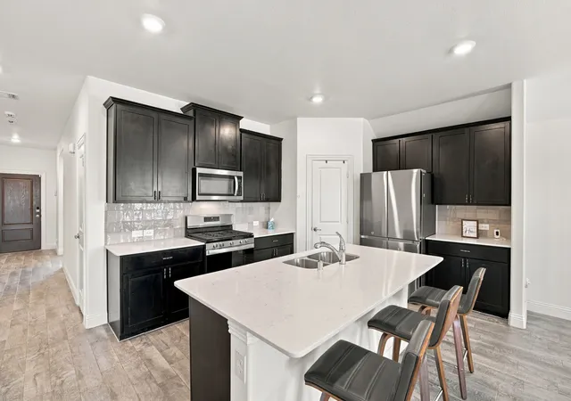 Photo 3 of Single family home for sale at 4154 Beamer Dr, Forney, TX 75126 | MLS# 21391568 | Listing updated on 2026-09-22