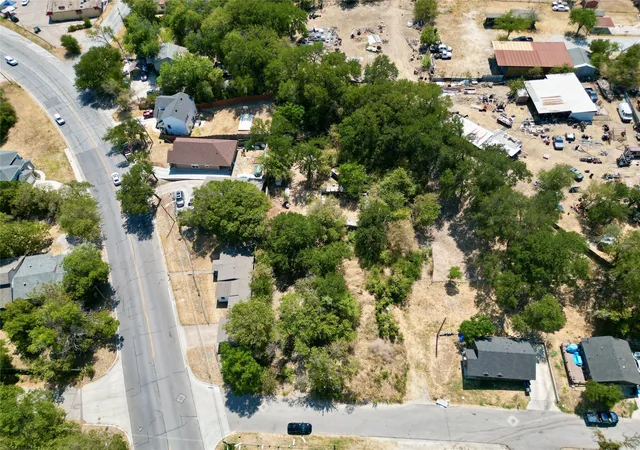 Photo 3 of Land for sale at 1001 Nw Loraine St, Fort Worth, TX 76106 | MLS# 21392042 | Listing updated on 2026-10-08