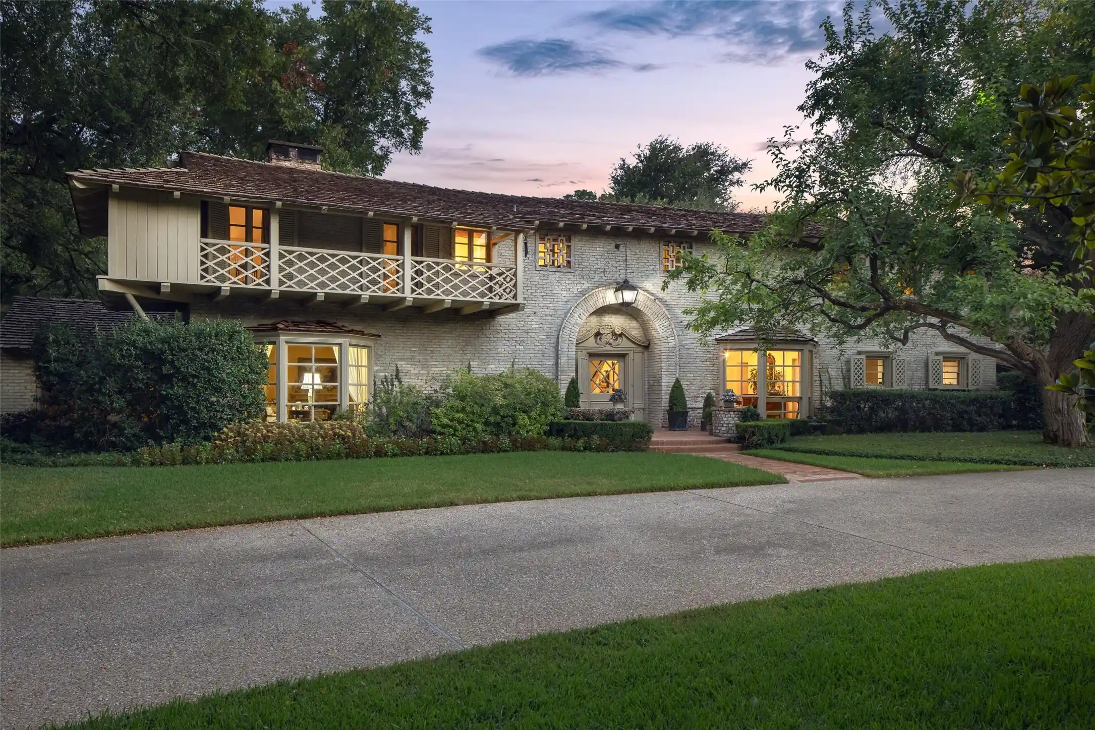 Photo 1 of Sale Pending at 5310 Park Ln, Dallas, TX 75220 | MLS# 21391763 | Listing updated on 2026-10-16