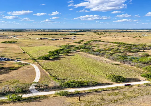 Photo 4 of Land for sale at 5744 NW Cr 1270, Corsicana, TX 75110 | MLS# 21392145 | Listing updated on 2026-09-22