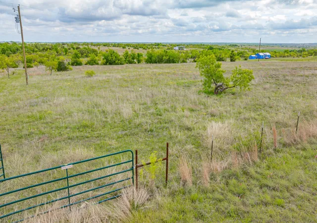 Photo 1 of Land for sale at 195 Highway 2823, Dublin, TX 76446 | MLS# 21392161 | Listing updated on 2026-09-22