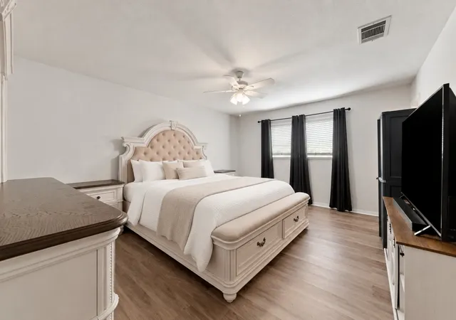 Photo 3 of Single family home for sale at 6009 Mimosa Ln, Rowlett, TX 75089 | MLS# 21389566 | Listing updated on 2026-10-04