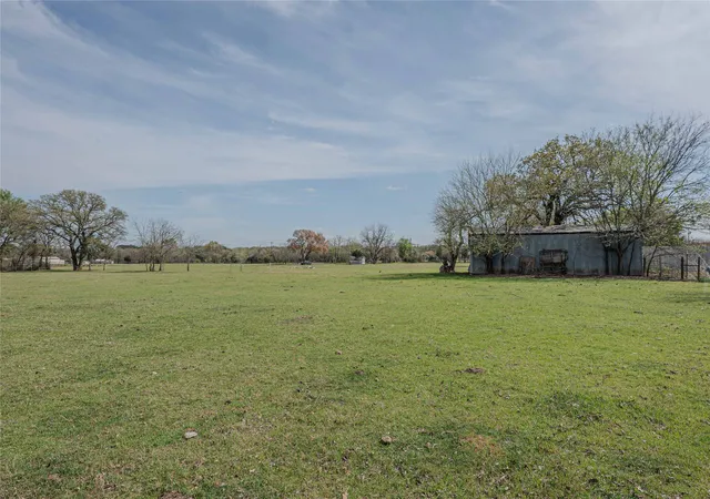 Photo 4 of Land for sale at 840 Silver Crk Azle Rd, Azle, TX 76020 | MLS# 21375978 | Listing updated on 2026-09-22