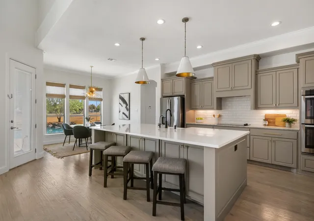 Photo 3 of Single family home for sale at 224 Bearclaw Cir, Aledo, TX 76008 | MLS# 21392201 | Listing updated on 2026-09-29