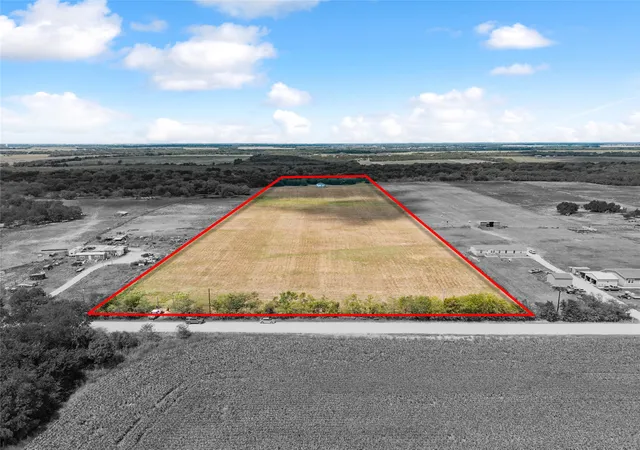 Photo 1 of Land for sale at 1098 County Rd 2114, Greenville, TX 75402 | MLS# 21391147 | Listing updated on 2026-10-03