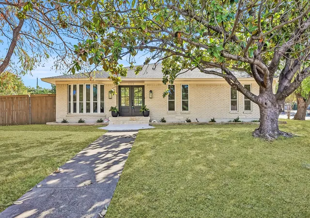 Photo 2 of Single family home for sale at 9008 Flicker Ln, Dallas, TX 75238 | MLS# 21390759 | Listing updated on 2026-10-03