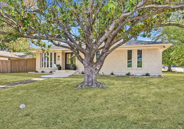 Photo 3 of Single family home for sale at 9008 Flicker Ln, Dallas, TX 75238 | MLS# 21390759 | Listing updated on 2026-10-03
