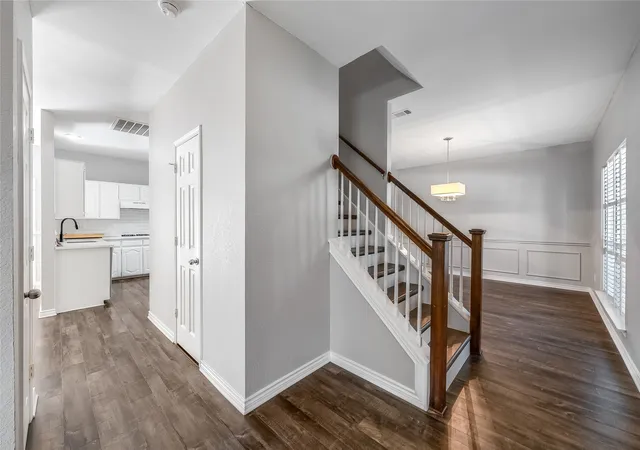 Photo 3 of Single family home for sale at 1310 Rosewood Ln, Allen, TX 75002 | MLS# 21390724 | Listing updated on 2026-09-28