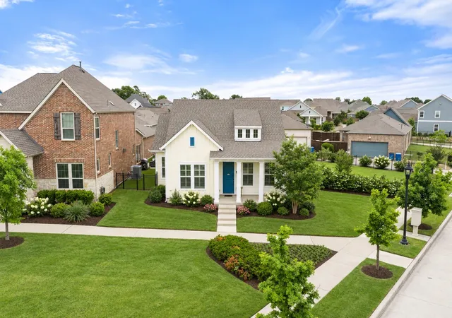 Photo 1 of Single family home for sale at 8900 Homestead Blvd, Rowlett, TX 75089 | MLS# 21392325 | Listing updated on 2026-10-03