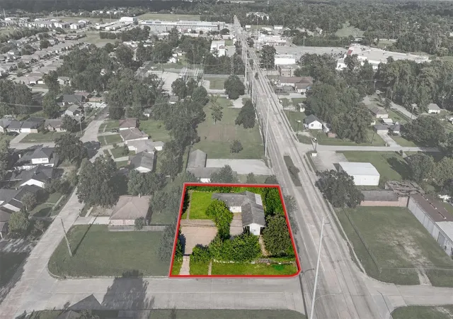 Photo 2 of Single family home for sale at 8501 Tidwell Rd, Houston, TX 77028 | MLS# 21369941 | Listing updated on 2026-09-22