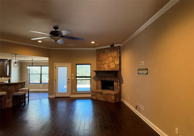 Photo 1 of Sale Pending at 533 Ethan Dr, Weatherford, TX 76087 | MLS# 21392448 | Listing updated on 2026-10-05