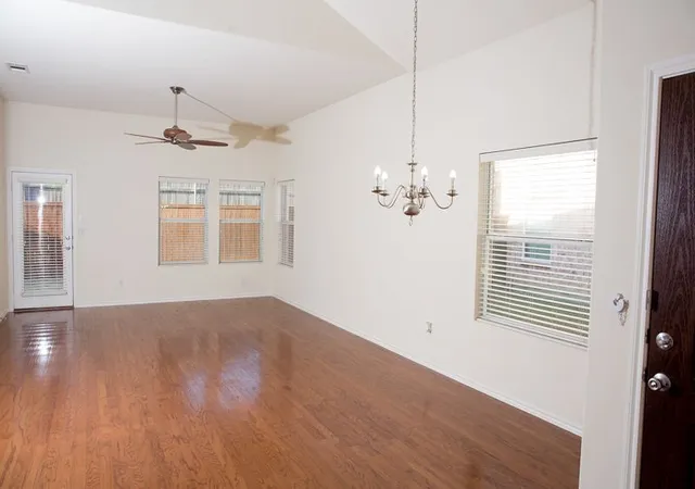 Photo 3 of Townhouse for sale at 10154 Summit Run, Frisco, TX 75035 | MLS# 21391708 | Listing updated on 2026-09-22