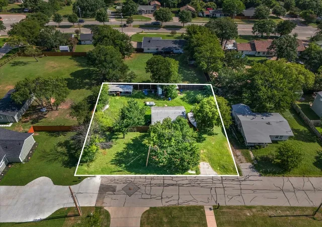 Photo 1 of Single family home for sale at 506 Alvarado St, Mansfield, TX 76063 | MLS# 21387698 | Listing updated on 2026-09-22