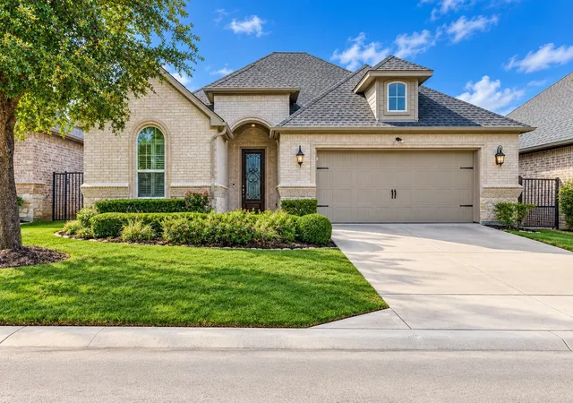 Photo 1 of Condo for sale at 736 Fostery King Pl, Keller, TX 76248 | MLS# 21392434 | Listing updated on 2026-10-08