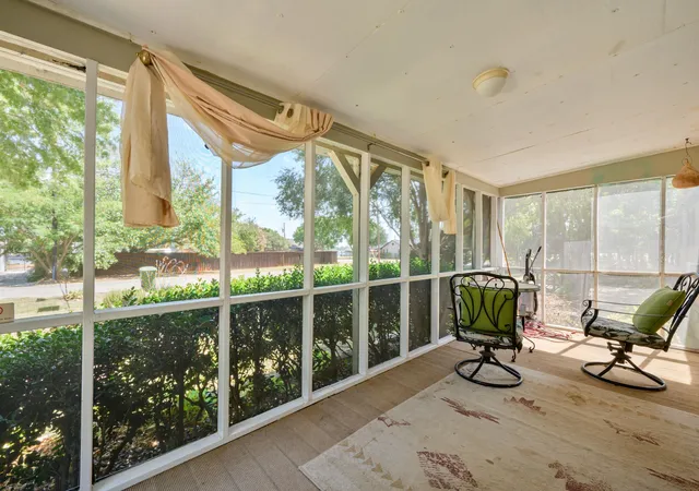 Photo 4 of Manufactured home for sale at 1709 E Apache Trl, Granbury, TX 76048 | MLS# 21389888 | Listing updated on 2026-09-28