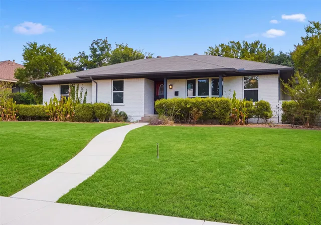 Photo 1 of Single family home for sale at 4730 Chilton Dr, Dallas, TX 75227 | MLS# 21377754 | Listing updated on 2026-09-27