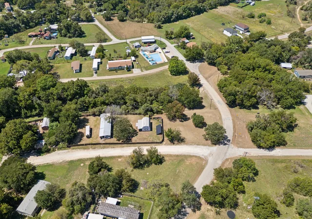 Photo 4 of Manufactured home for sale at 5411 S Oklahoma Trl, Granbury, TX 76048 | MLS# 21390937 | Listing updated on 2026-09-22