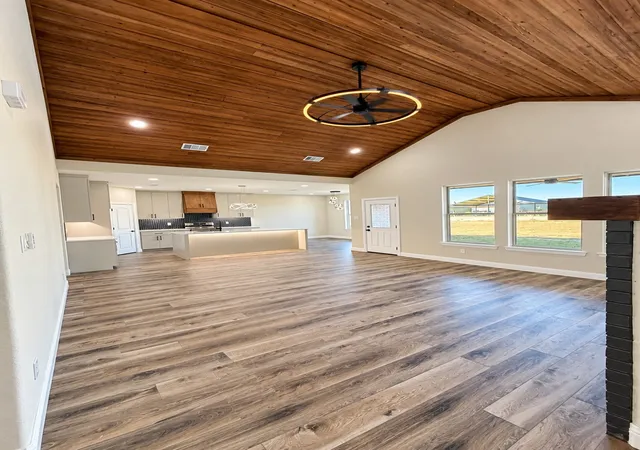 Photo 3 of Single family home for sale at 6025 Huckleberry Ln, Joshua, TX 76058 | MLS# 21391617 | Listing updated on 2026-10-04