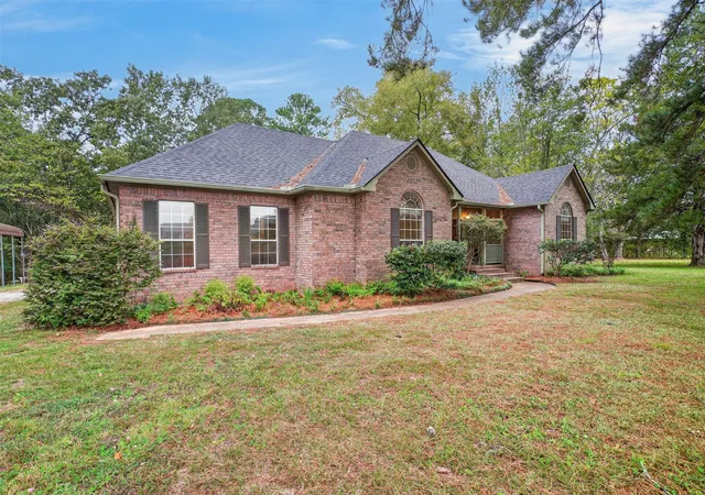 Photo 1 of Single family home for sale at 7252 Blanchard Furrh Rd, Shreveport, LA 71107 | MLS# 21392517 | Listing updated on 2026-09-22