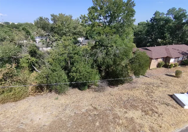 Photo 1 of Land for sale at 2117 Kingsdale Dr, Fort Worth, TX 76119 | MLS# 21392562 | Listing updated on 2026-09-25