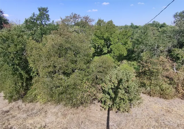 Photo 3 of Land for sale at 2117 Kingsdale Dr, Fort Worth, TX 76119 | MLS# 21392562 | Listing updated on 2026-09-25