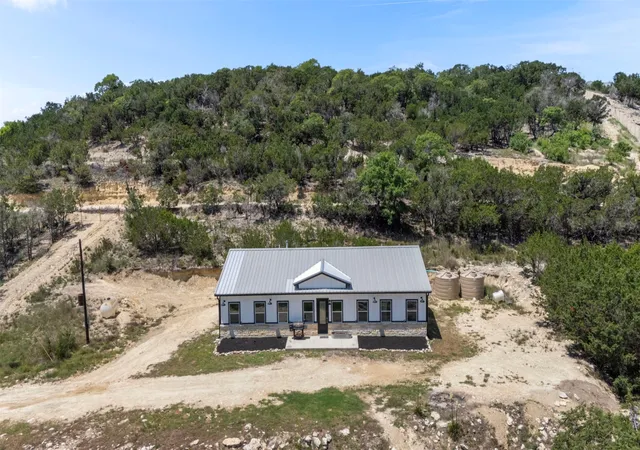 Photo 1 of Single family home for sale at 486 Camino Real Rd, Kerrville, TX 78028 | MLS# 21392570 | Listing updated on 2026-09-22