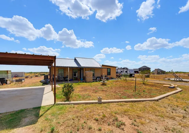 Photo 3 of Single family home for sale at 8369 Spinks Rd, Abilene, TX 79603 | MLS# 21392589 | Listing updated on 2026-09-22