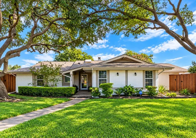 Photo 1 of Sale Pending at 2409 Fairview Dr, Plano, TX 75075 | MLS# 21389458 | Listing updated on 2026-10-09