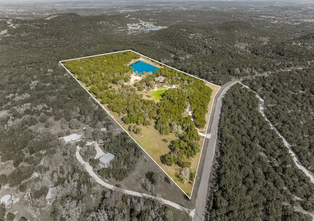 Photo 3 of House for sale at 2113 County Rd 2012, Walnut Springs, TX 76690 | MLS# 21392651 | Listing updated on 2026-09-22