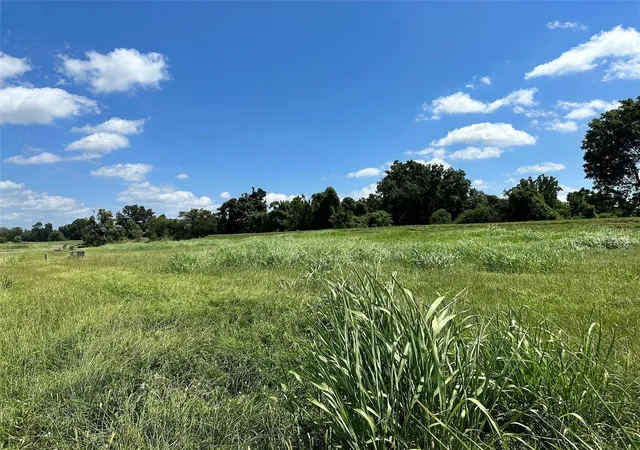 Photo 3 of Land for sale at 0 Bevly Lake Dr, Bossier City, LA 71111 | MLS# 21392693 | Listing updated on 2026-09-22