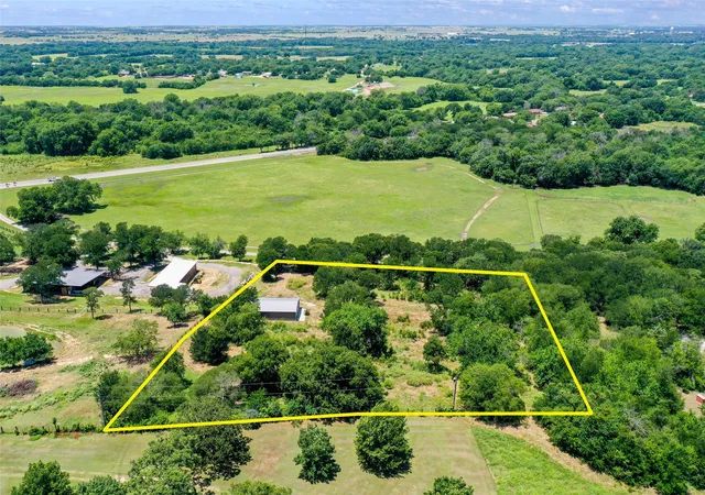 Photo 2 of Land for sale at 1750 S Fm 372, Gainesville, TX 76240 | MLS# 21392698 | Listing updated on 2026-09-22