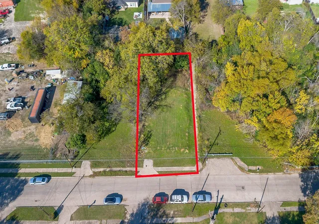 Photo 2 of Land for sale at 2433 52nd Street, Dallas, TX 75216 | MLS# 21392723 | Listing updated on 2026-09-28