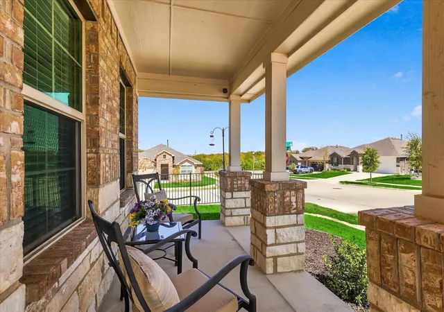 Photo 3 of Single family home for sale at 5800 Bull Crk Ln, Argyle, TX 76226 | MLS# 21387872 | Listing updated on 2026-10-09
