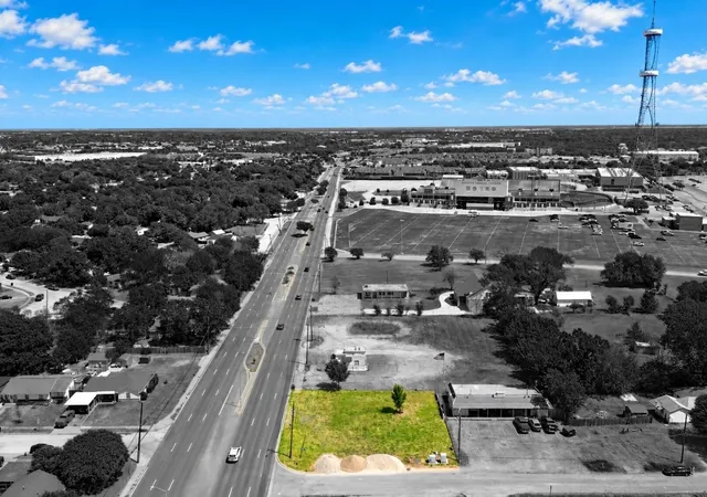 Photo 3 of Land for sale at 2648 W Scyene Rd, Mesquite, TX 75149 | MLS# 21392368 | Listing updated on 2026-09-23