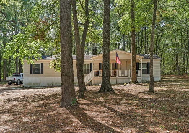 Photo 1 of Manufactured home for sale at 8273 Godfrey Rd, Shreveport, LA 71129 | MLS# 21391628 | Listing updated on 2026-09-23