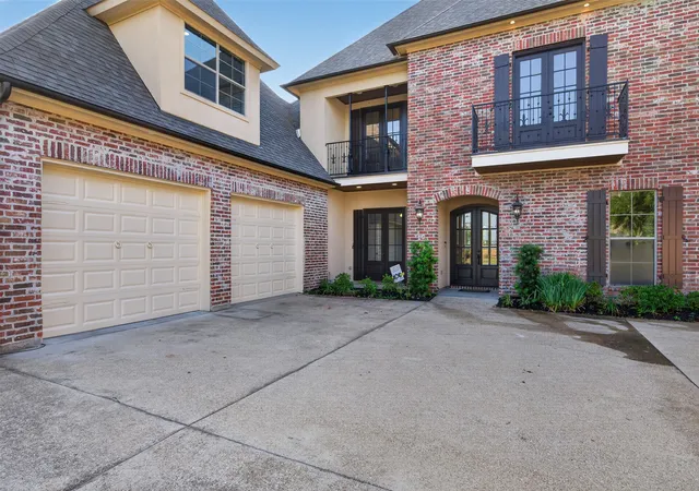 Photo 2 of Single family home for sale at 9522 Milbank Dr, Shreveport, LA 71115 | MLS# 21388108 | Listing updated on 2026-09-23