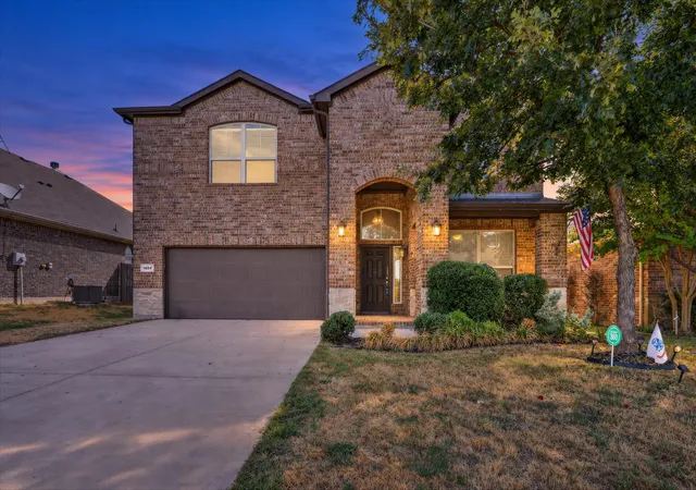 Photo 1 of Single family home for sale at 1004 Katherine Rd, Weatherford, TX 76087 | MLS# 21369528 | Listing updated on 2026-10-08