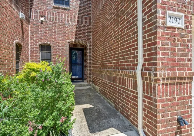 Photo 3 of Sale Pending at 2190 Mcpherson Dr, Grapevine, TX 76051 | MLS# 21392385 | Listing updated on 2026-10-08
