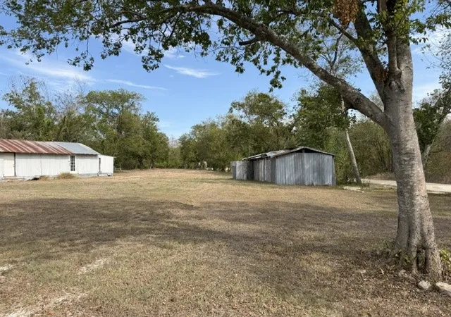 Photo 1 of Land for sale at 406 Whitt St, Groesbeck, TX 76642 | MLS# 21392731 | Listing updated on 2026-09-23