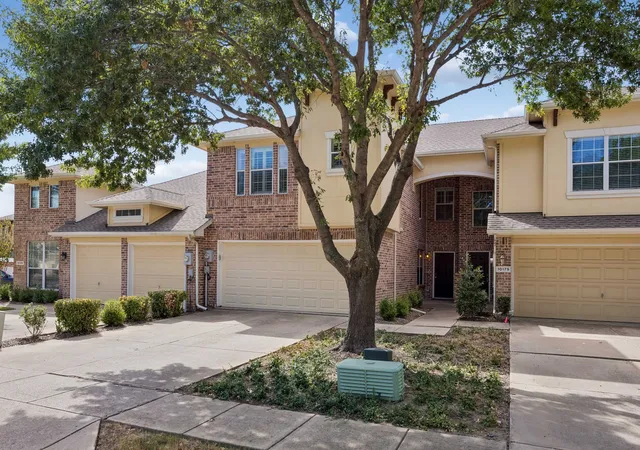 Townhouse for sale at 10187 Summit Run Dr, Frisco, TX 75035 | MLS# 21380304 | Listing updated on 2026-09-25