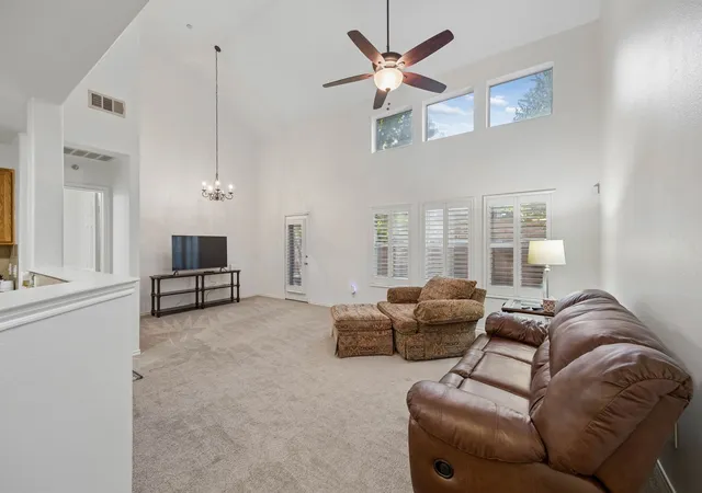 Photo 3 of Townhouse for sale at 10187 Summit Run Dr, Frisco, TX 75035 | MLS# 21380304 | Listing updated on 2026-09-25