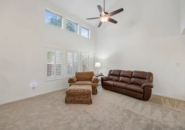 Photo 4 of Townhouse for sale at 10187 Summit Run Dr, Frisco, TX 75035 | MLS# 21380304 | Listing updated on 2026-09-25
