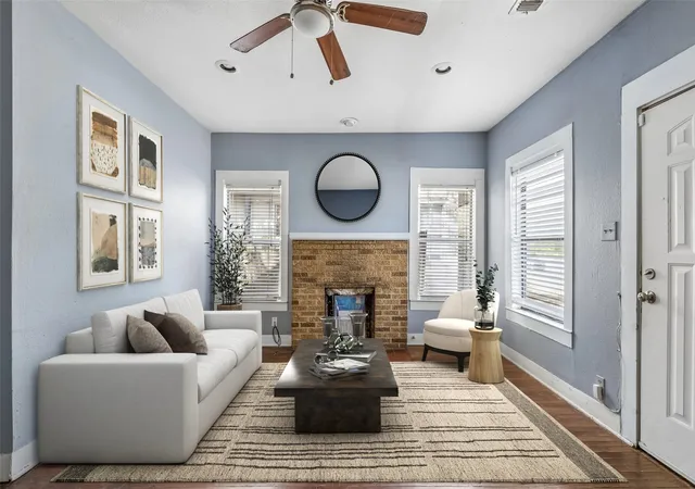 Photo 2 of Single family home for sale at 503 W Sycamore St, Denton, TX 76201 | MLS# 21384569 | Listing updated on 2026-09-28
