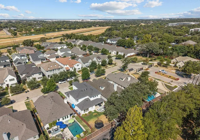 Photo 32 of Single family home for sale at 513 Sheer Bliss Ln, Fort Worth, TX 76114 | MLS# 21388241 | Listing updated on 2026-10-06